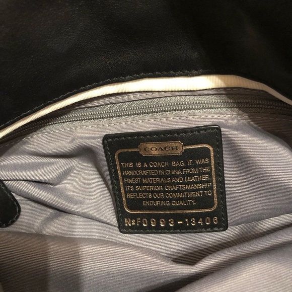 Authentic Coach Genuine leather and suede beautiful C pattern handbag - Picture 3 of 16